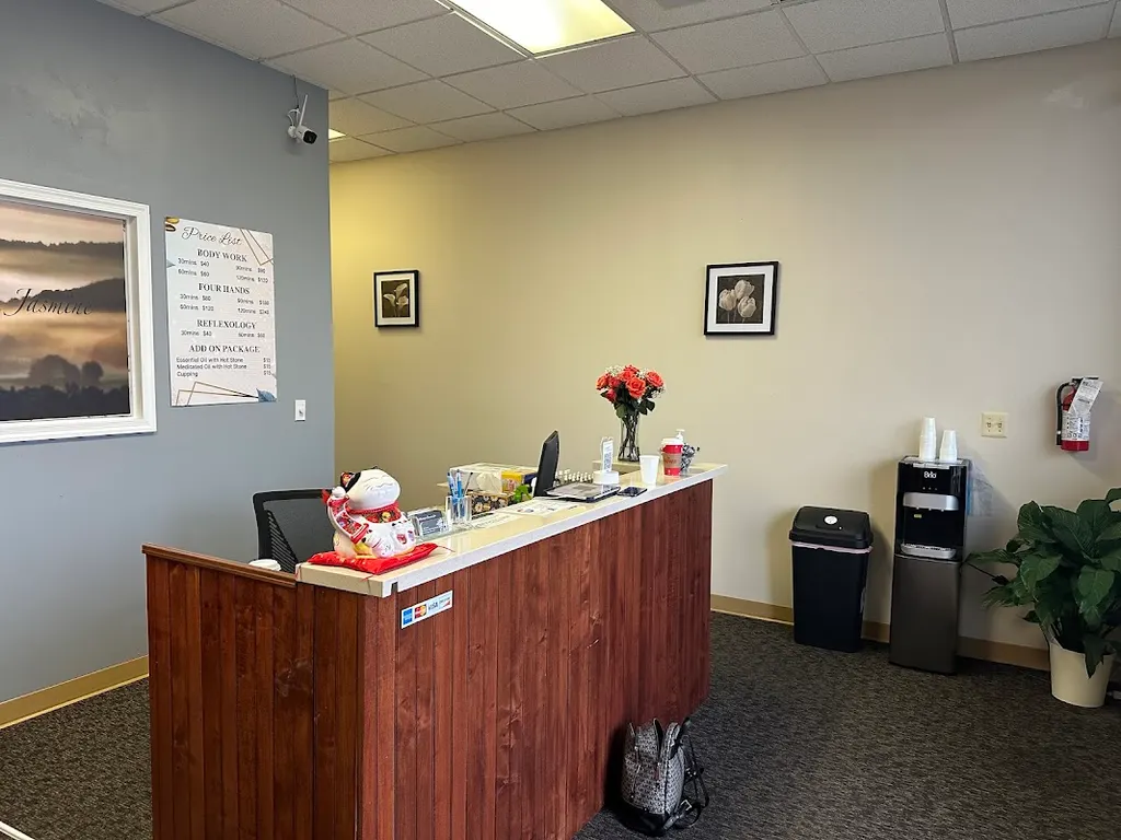 Massage Jasmine Spa — Spa in Nottingham